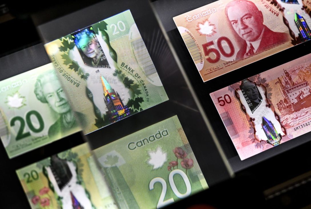 20 dollar bill issued by the Bank of Canad