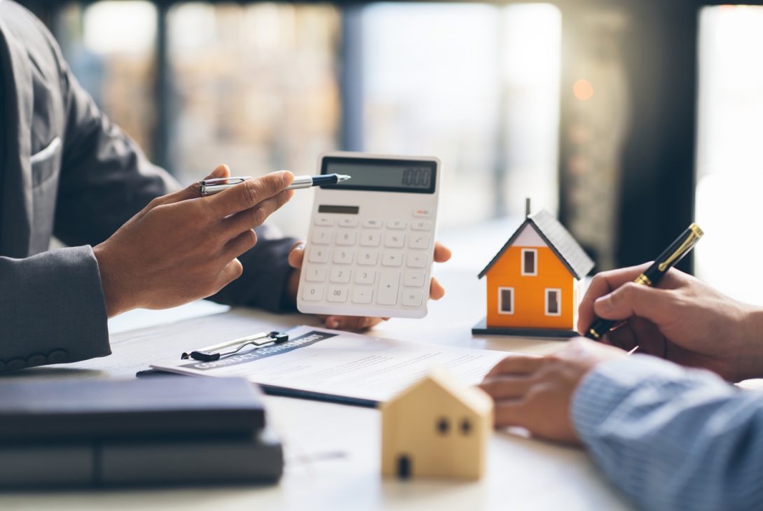 Analyzing Canadas housing market