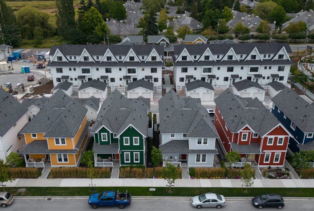 estate cottages and townhouses under construction