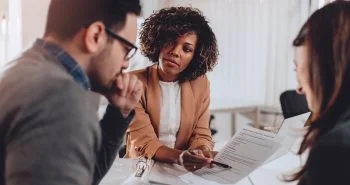 Mortgage broker giving advice